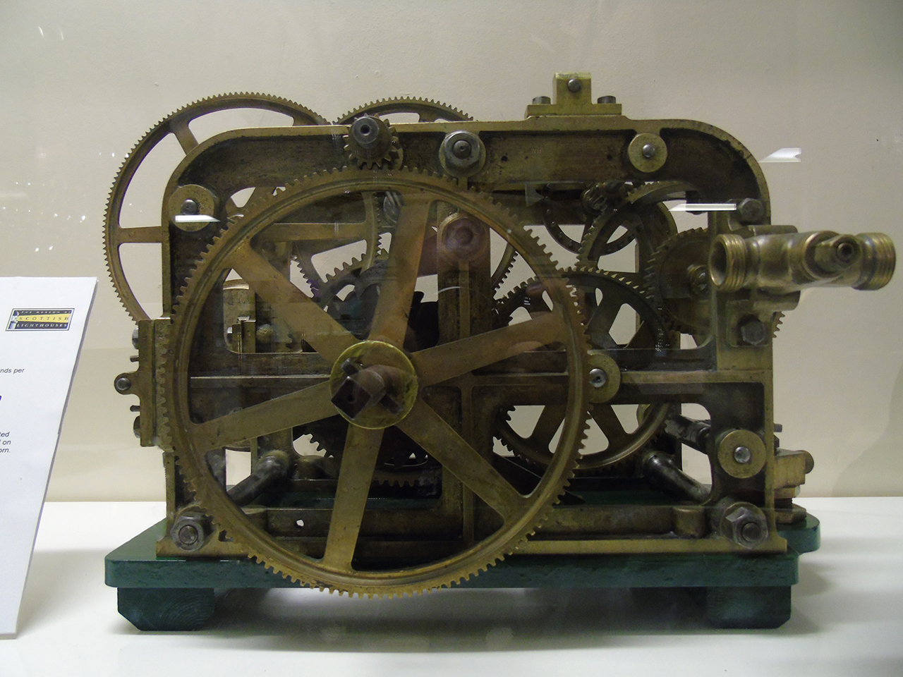 Clockwork mechanism for foghorn, Ardnamurchan Lighthouse. - Go Industrial